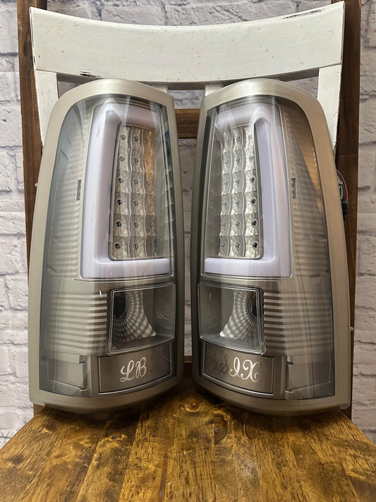 1999-2006 Chevy Silverado / GMC Sierra Tail Lights